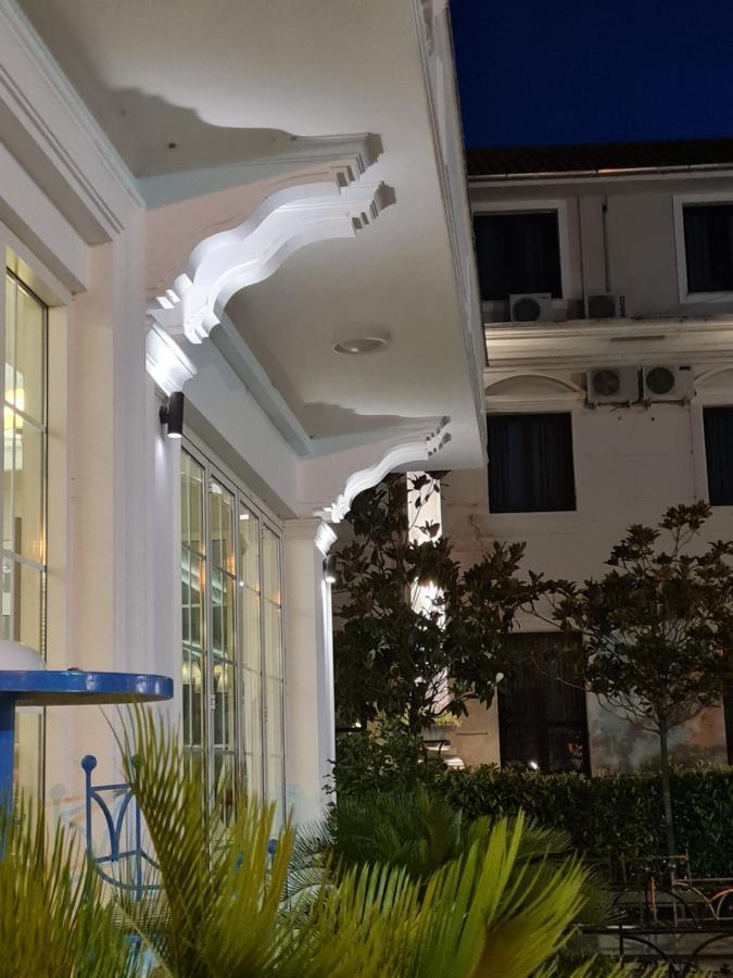 Univers Resort Elbasan Exterior foto